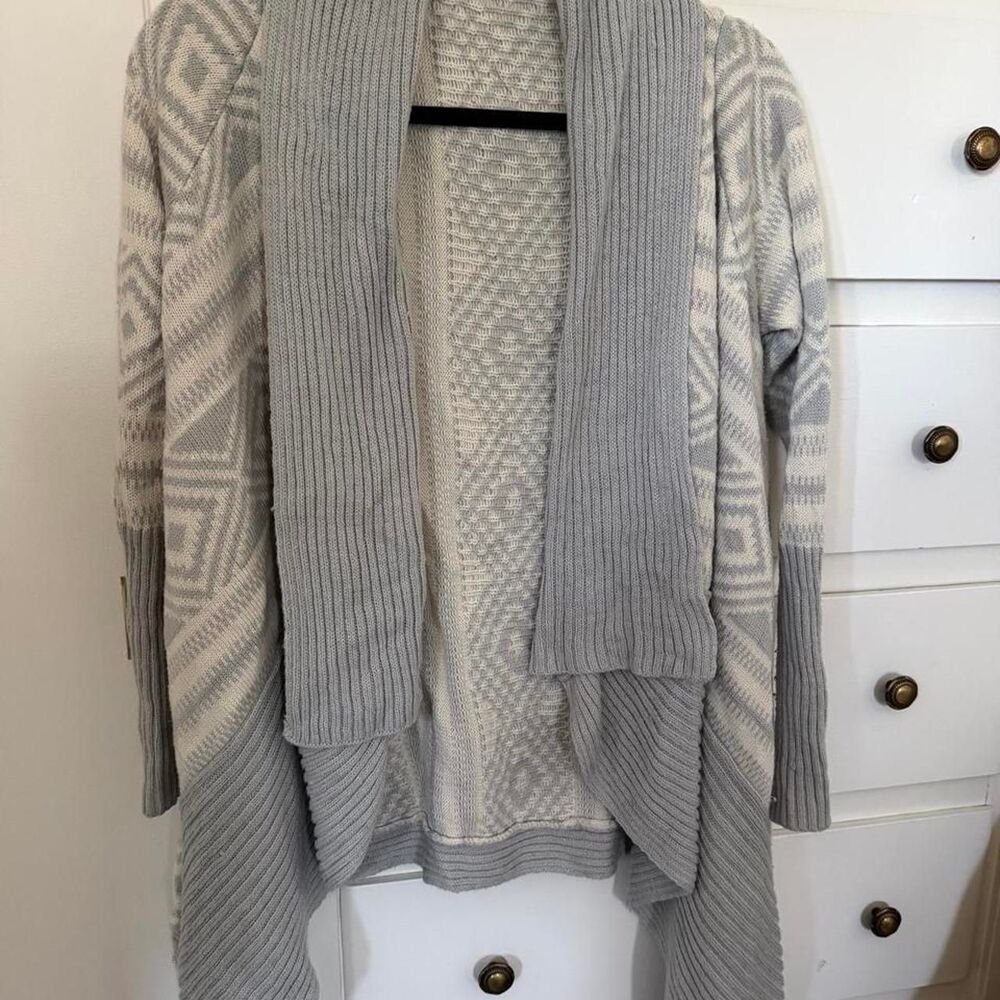 Charlotte-russe Women's Grey Cardigan